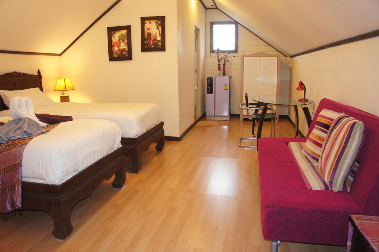 كاتو Phuket Gay Homestay المظهر الخارجي الصورة