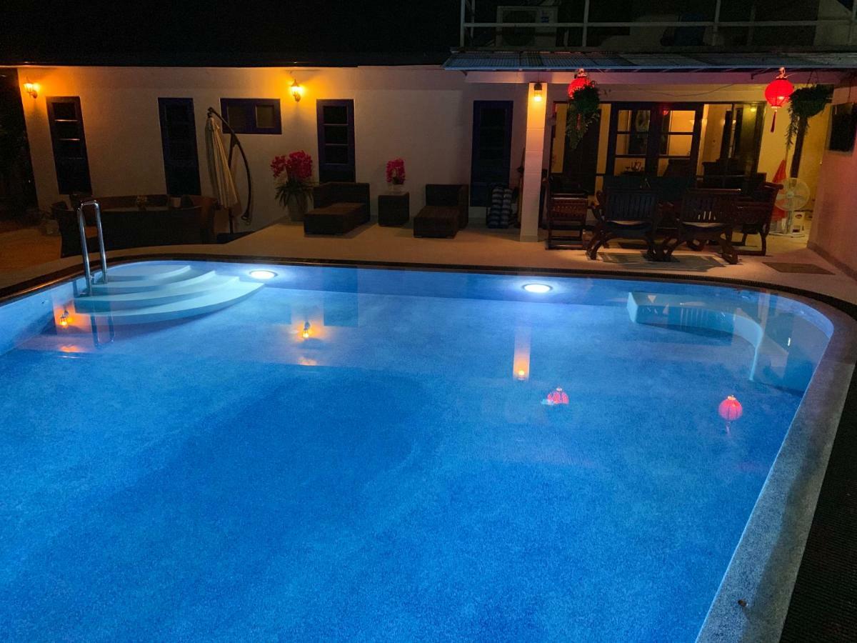 كاتو Phuket Gay Homestay المظهر الخارجي الصورة